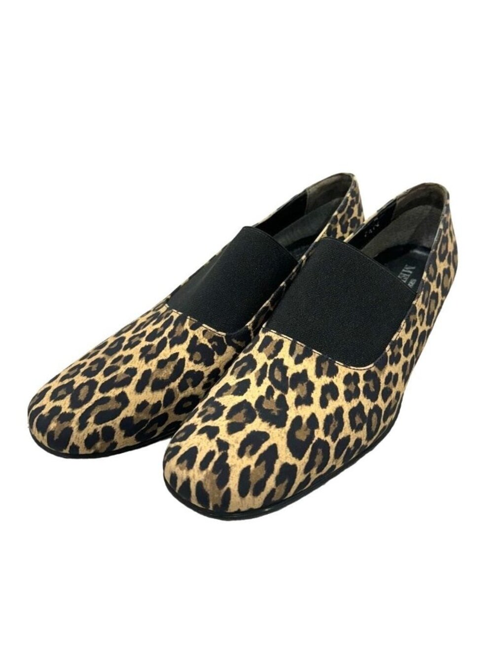 Sesto Meucci Women 7.5N Leopard Cushioned Loafers Comfort Shoe Old Money Classic